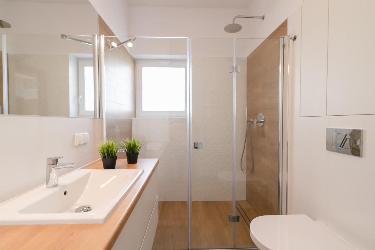 Apartamenty Na Szczycie Z Balkonem - Dream Apart Щирк Екстериор снимка